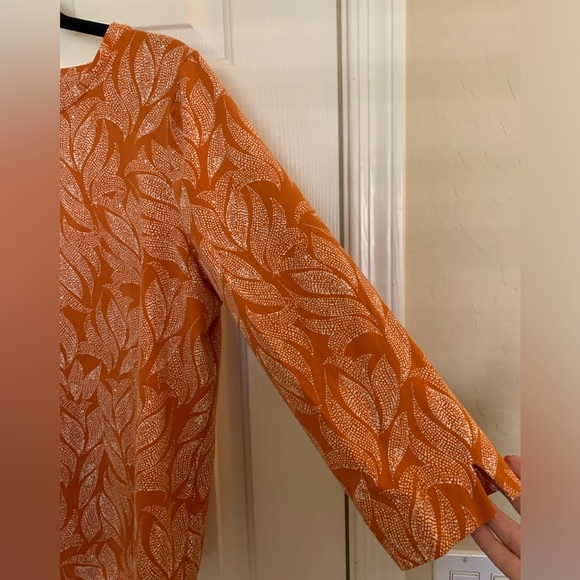 Chico’s Ivory & Orange Top 3/4 length sleeve top. Sz 2 (12-14) - Picture 5 of 8